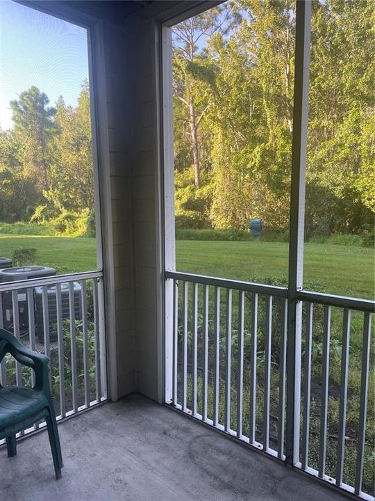 Под контрактом: $199,000 (2 спален, 2 ванн, 1133 Квадратных фут)