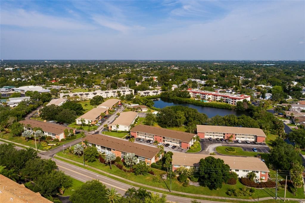 Active With Contract: $109,900 (1 beds, 1 baths, 820 Square Feet)
