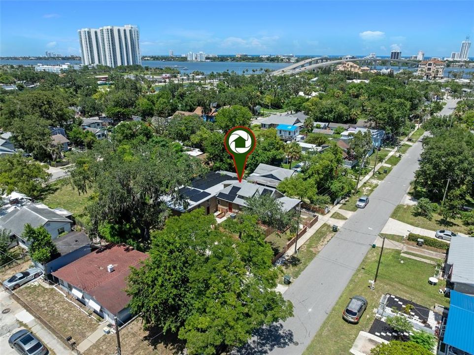 For Sale: $390,000 (6 beds, 0 baths, 3214 Square Feet)