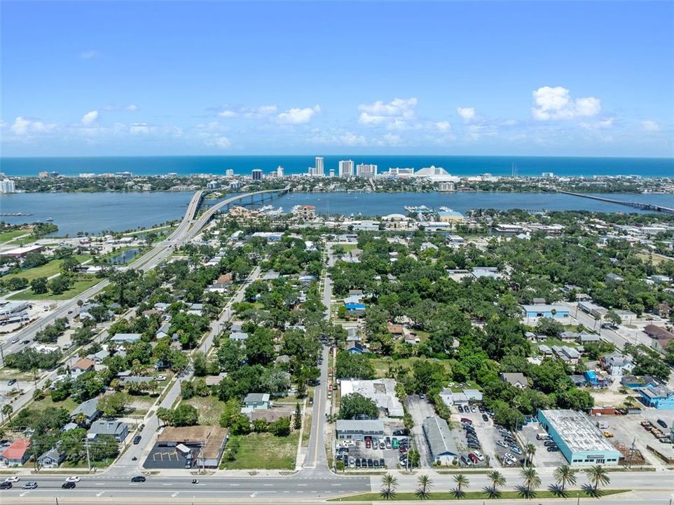 For Sale: $390,000 (6 beds, 0 baths, 3214 Square Feet)