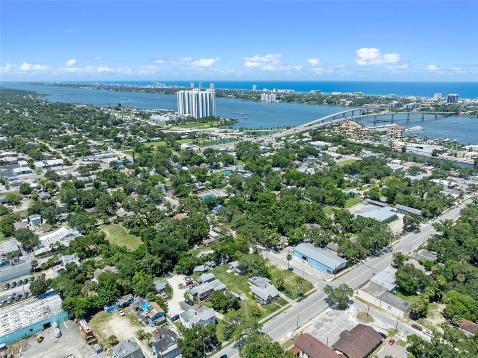 For Sale: $390,000 (6 beds, 0 baths, 3214 Square Feet)