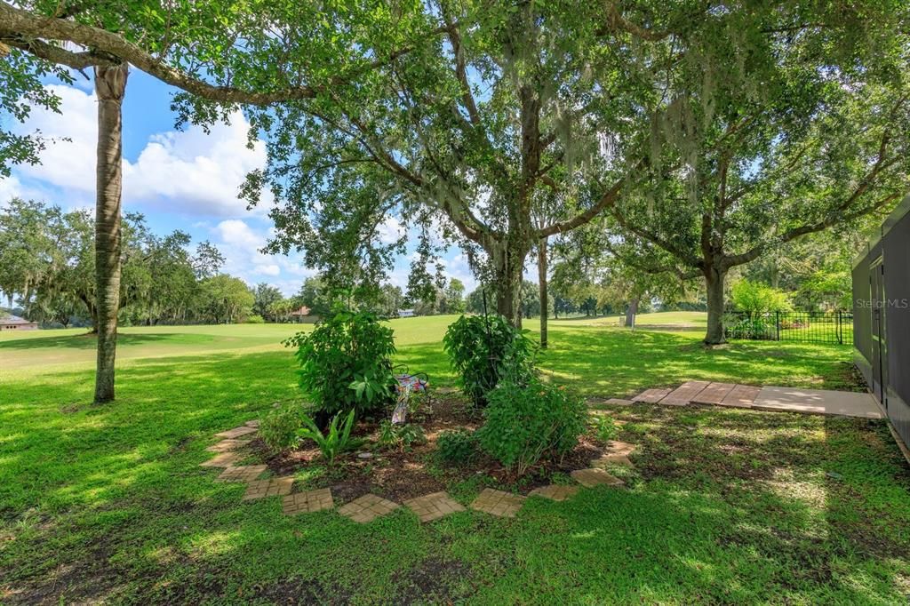 For Sale: $394,900 (3 beds, 2 baths, 2035 Square Feet)