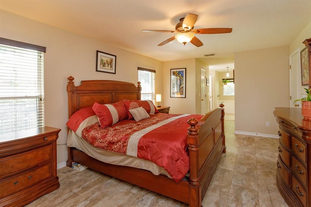 For Sale: $394,900 (3 beds, 2 baths, 2035 Square Feet)