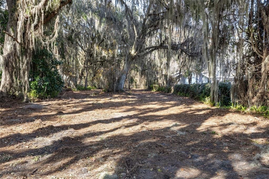 Под контрактом: $284,900 (4.76 acres)