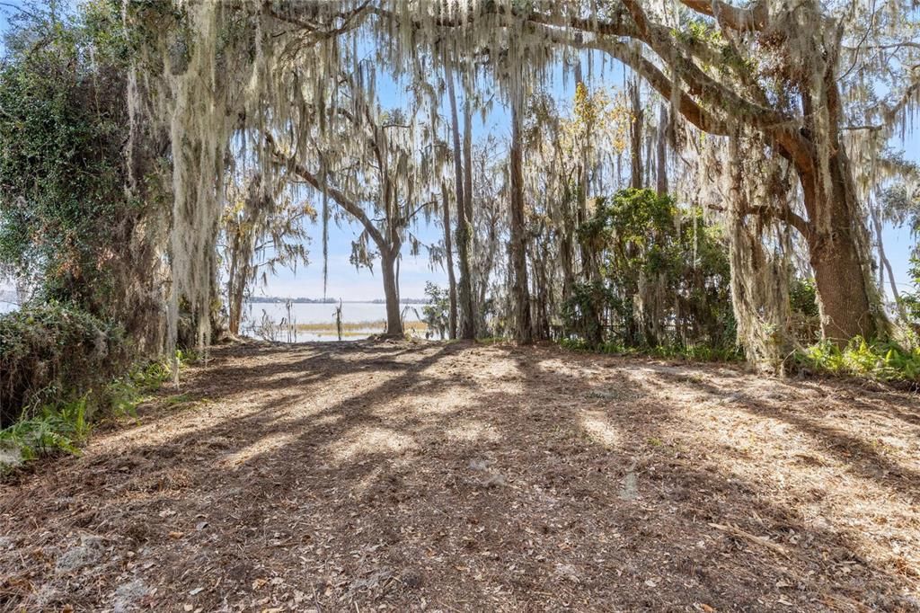 Под контрактом: $284,900 (4.76 acres)