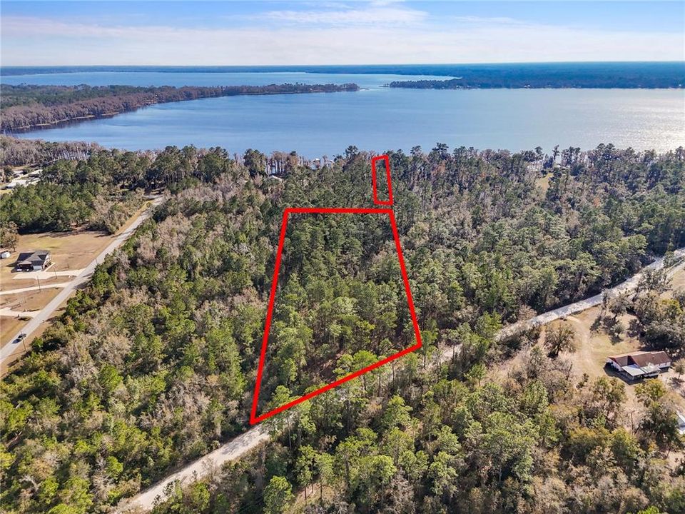 Под контрактом: $284,900 (4.76 acres)