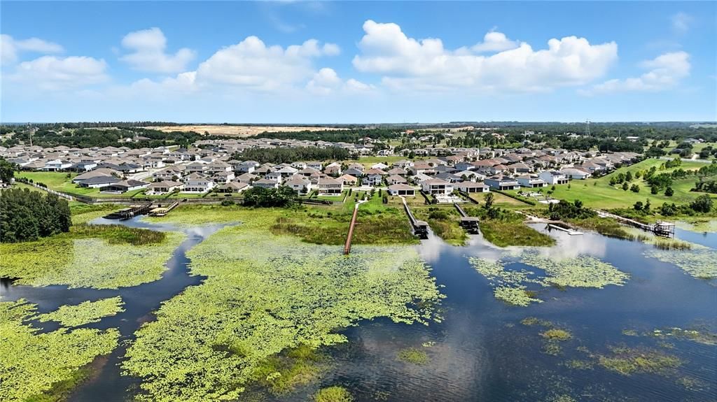 Под контрактом: $925,000 (5 спален, 5 ванн, 4541 Квадратных фут)