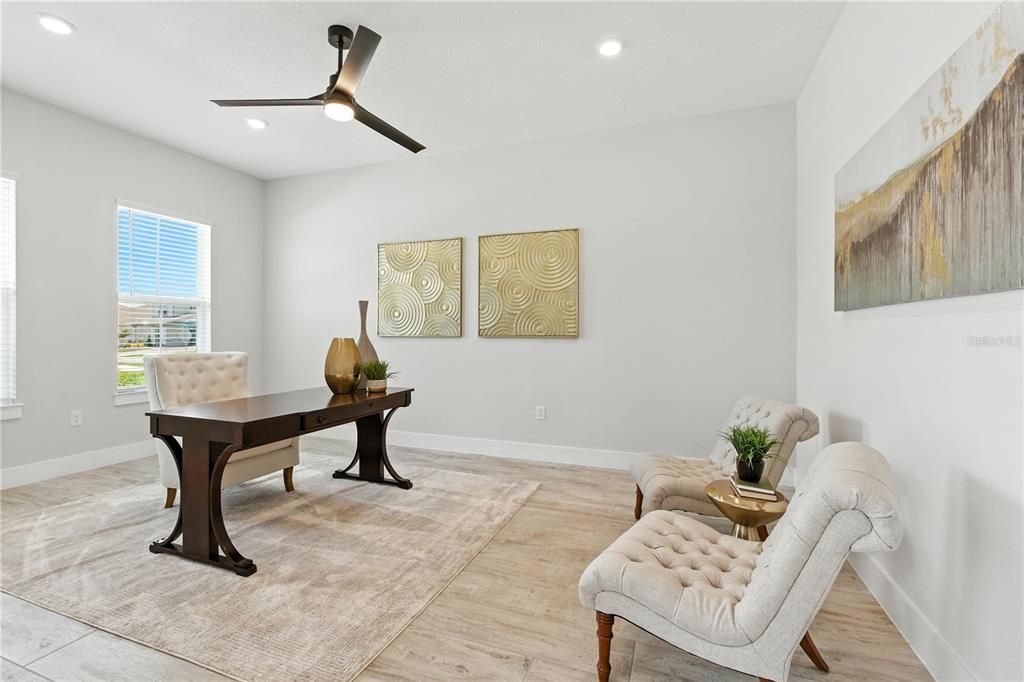 Под контрактом: $925,000 (5 спален, 5 ванн, 4541 Квадратных фут)