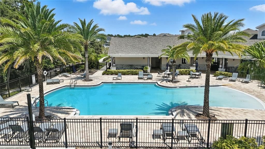 Под контрактом: $925,000 (5 спален, 5 ванн, 4541 Квадратных фут)