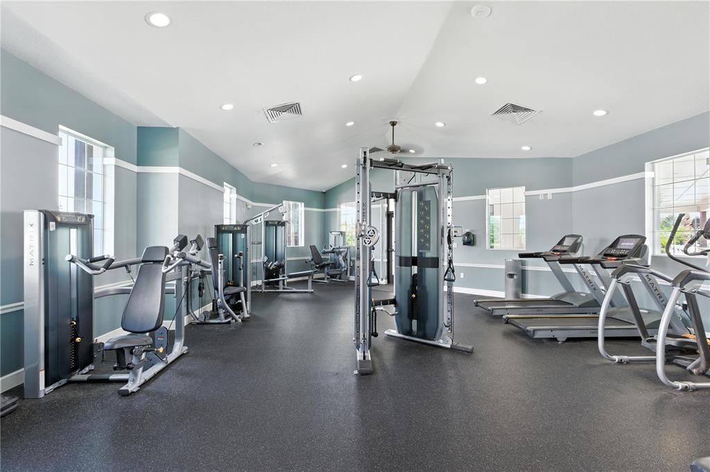 Под контрактом: $925,000 (5 спален, 5 ванн, 4541 Квадратных фут)