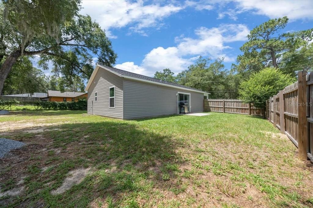 For Sale: $225,999 (3 beds, 2 baths, 1084 Square Feet)