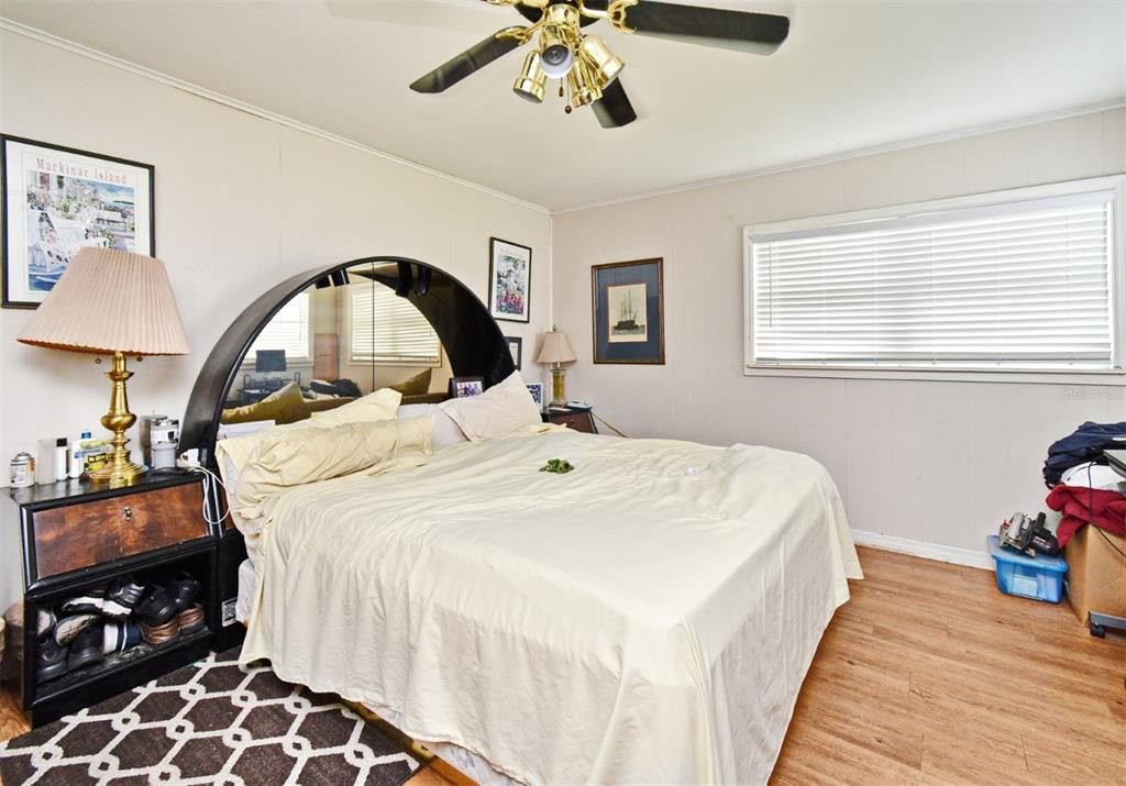 Activo con contrato: $2,000,000 (5 camas, 3 baños, 2800 Pies cuadrados)