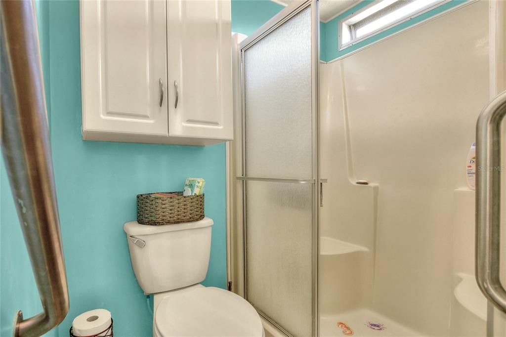 合同活跃: $158,000 (2 贝兹, 2 浴室, 960 平方英尺)