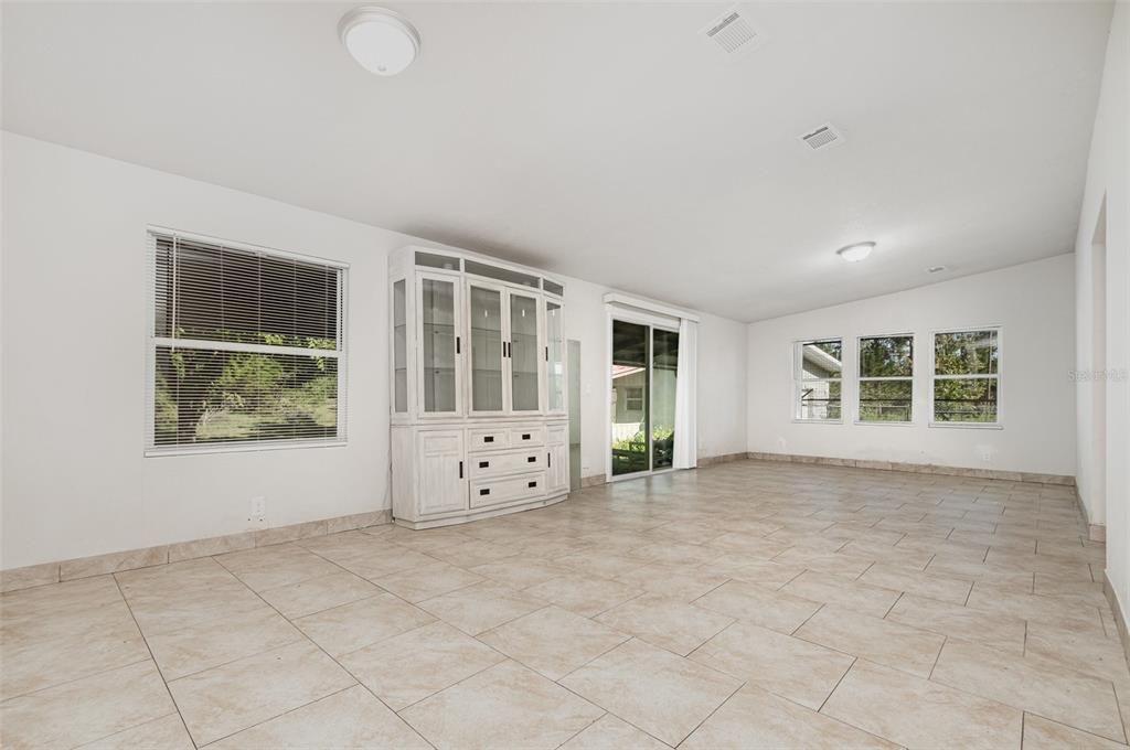 For Sale: $494,900 (3 beds, 2 baths, 1440 Square Feet)