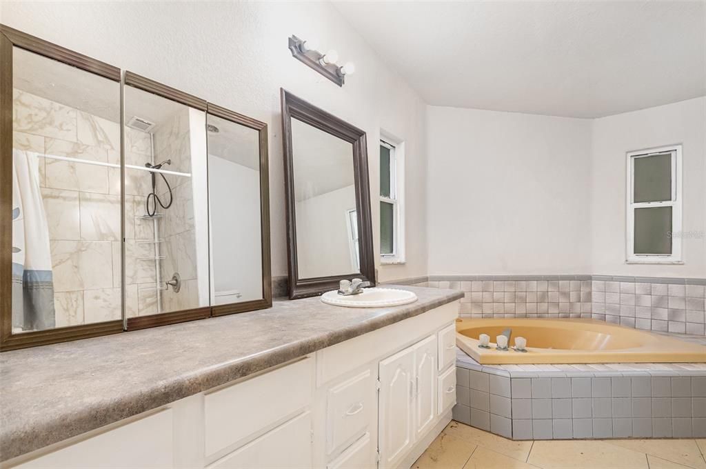 For Sale: $494,900 (3 beds, 2 baths, 1440 Square Feet)