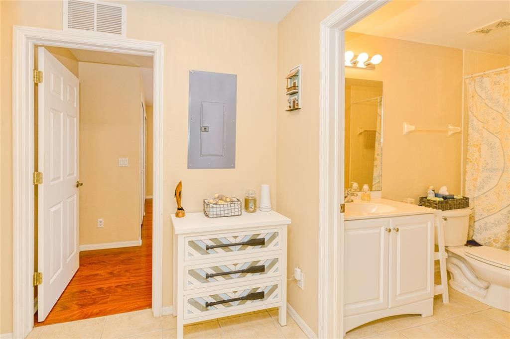 For Sale: $192,000 (3 beds, 2 baths, 1517 Square Feet)