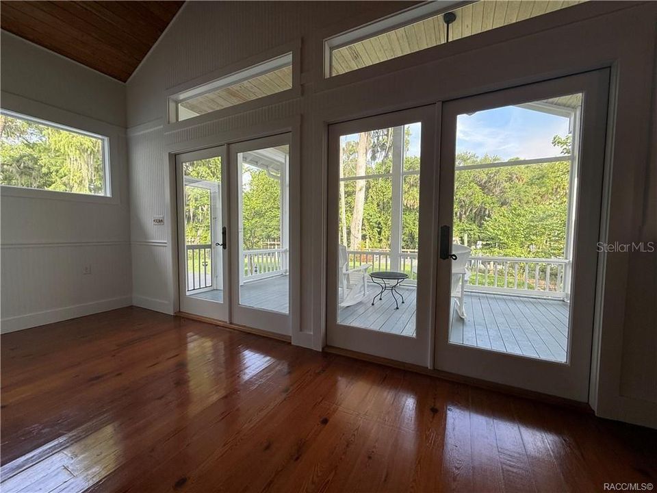 待售: $599,900 (2 贝兹, 2 浴室, 1447 平方英尺)