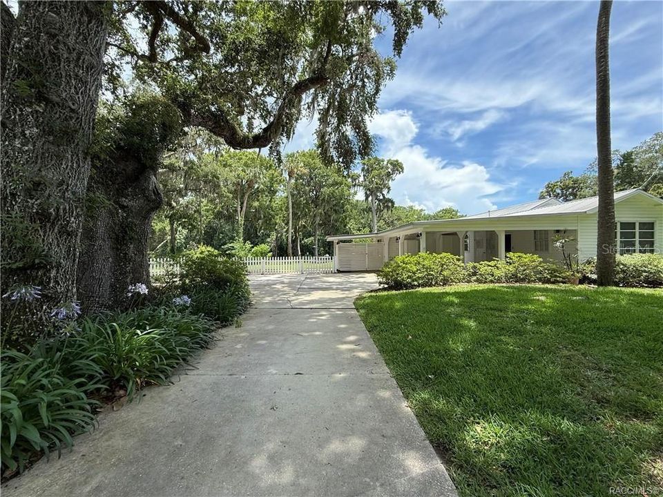 待售: $599,900 (2 贝兹, 2 浴室, 1447 平方英尺)