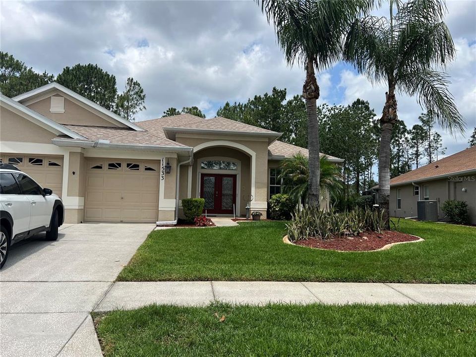 Недавно продано: $450,000 (4 спален, 3 ванн, 2319 Квадратных фут)