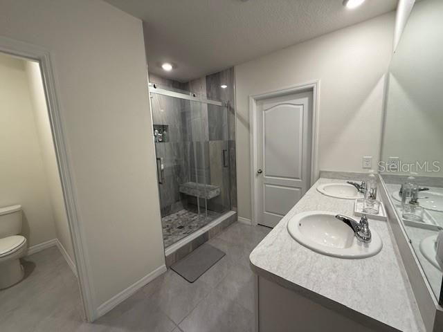 В аренду: $2,775 (5 спален, 3 ванн, 2674 Квадратных фут)