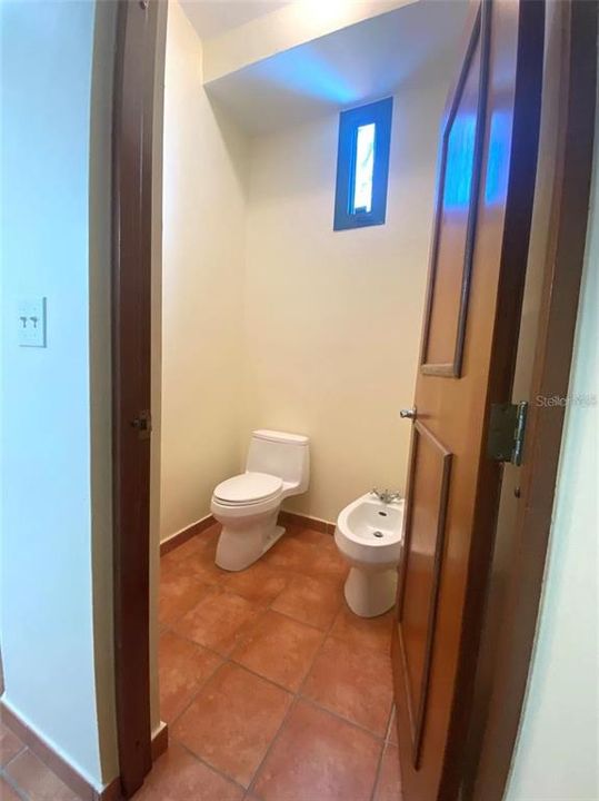 For Sale: $600,000 (2 beds, 2 baths, 1772 Square Feet)