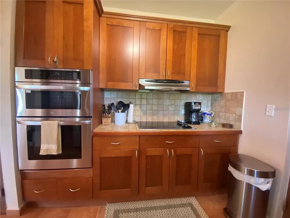 For Sale: $600,000 (2 beds, 2 baths, 1772 Square Feet)