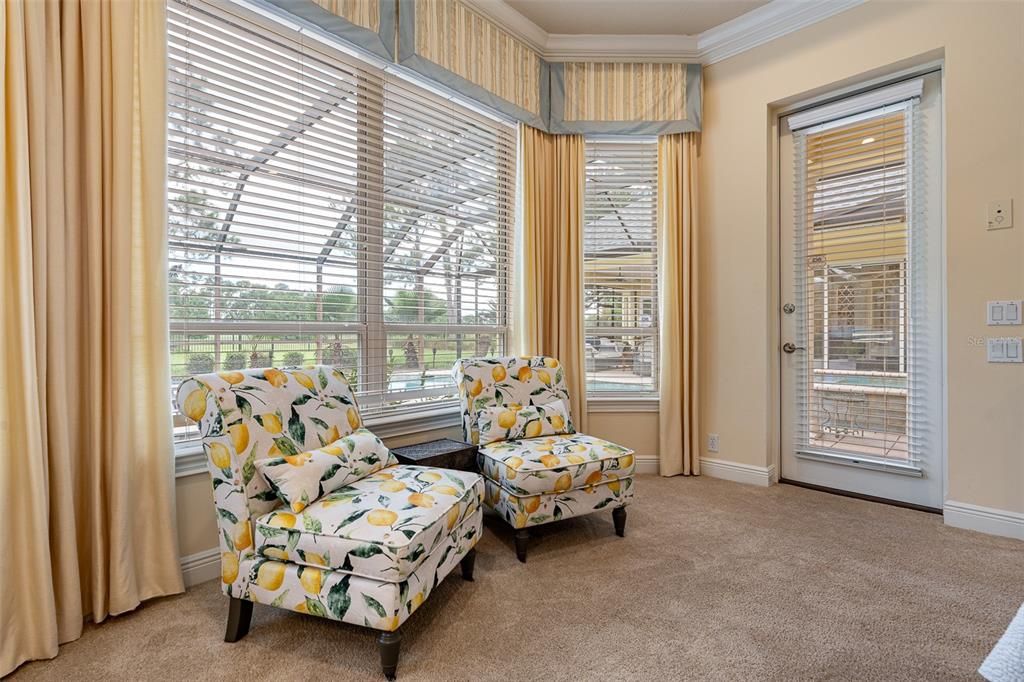 Activo con contrato: $1,149,000 (4 camas, 3 baños, 3321 Pies cuadrados)