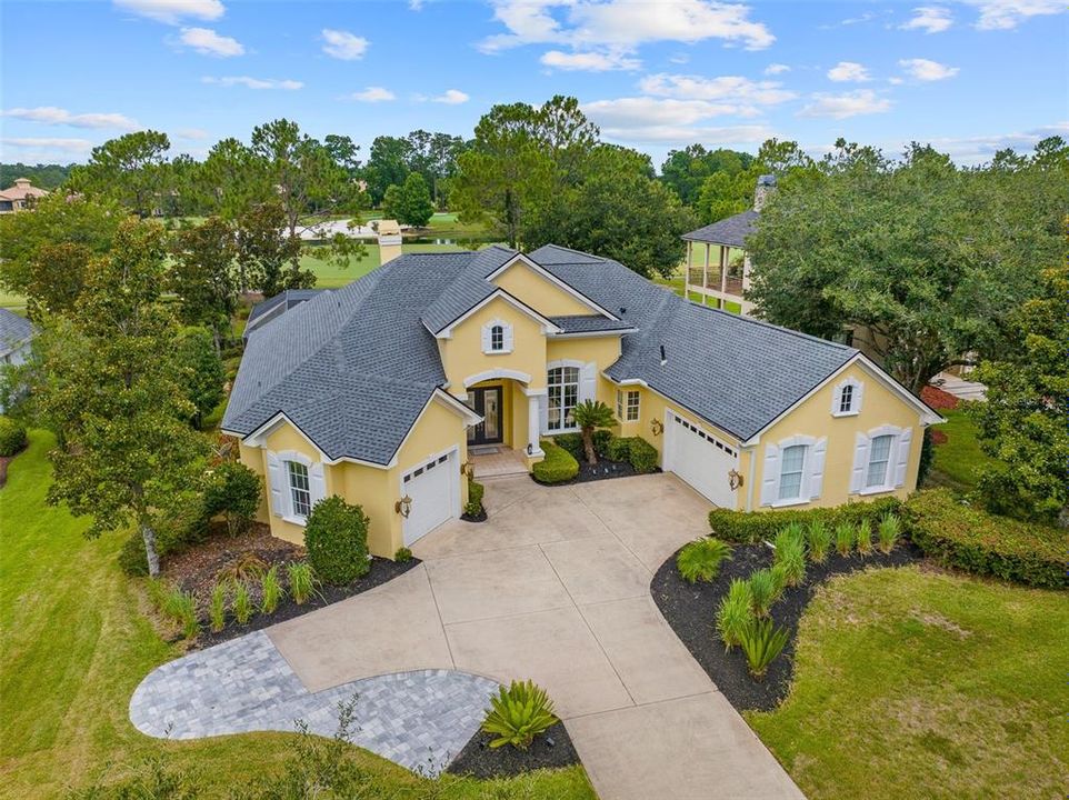 Activo con contrato: $1,149,000 (4 camas, 3 baños, 3321 Pies cuadrados)