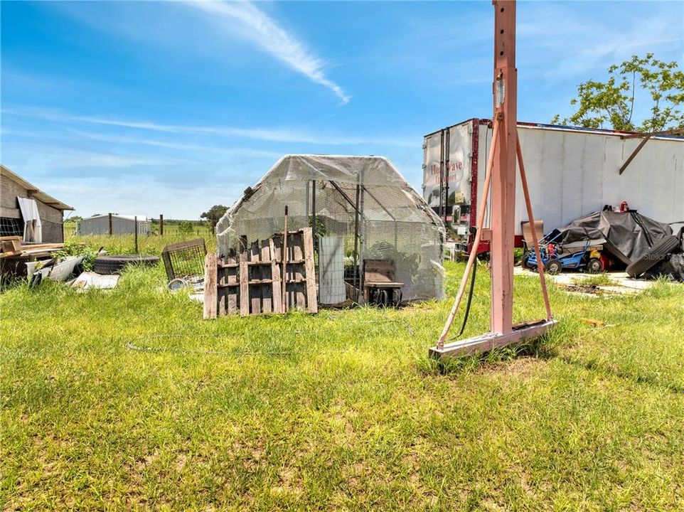 Active With Contract: $329,990 (3 beds, 2 baths, 1568 Square Feet)