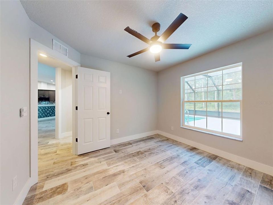 For Sale: $639,900 (5 beds, 3 baths, 2550 Square Feet)