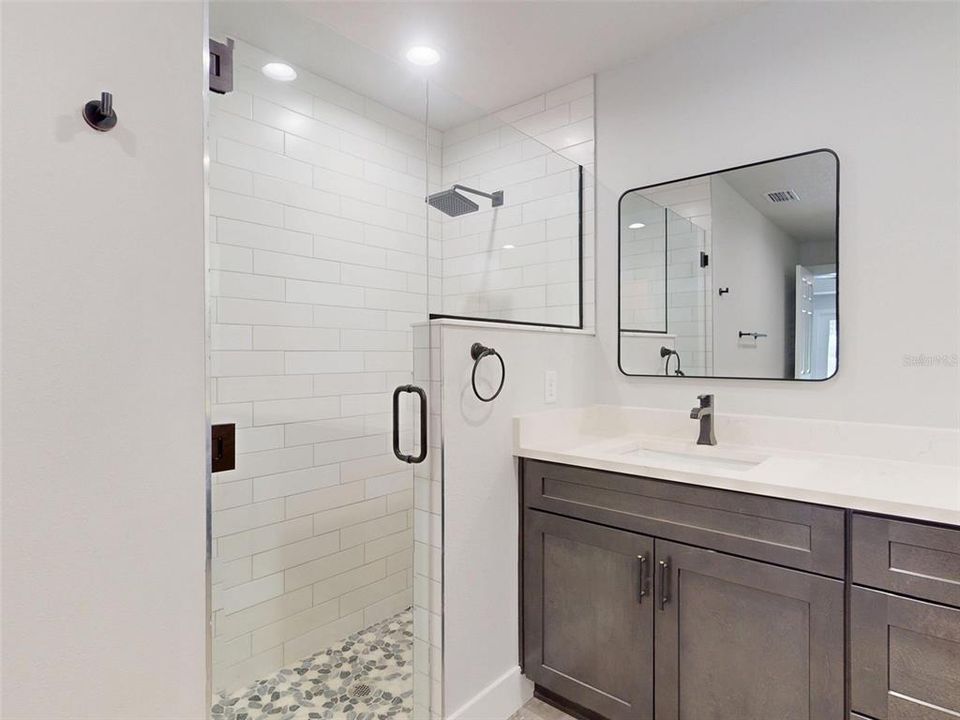 For Sale: $639,900 (5 beds, 3 baths, 2550 Square Feet)