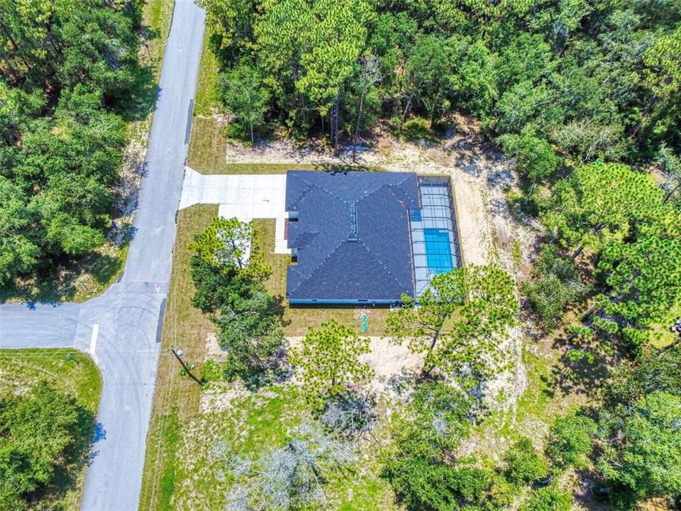 For Sale: $639,900 (5 beds, 3 baths, 2550 Square Feet)