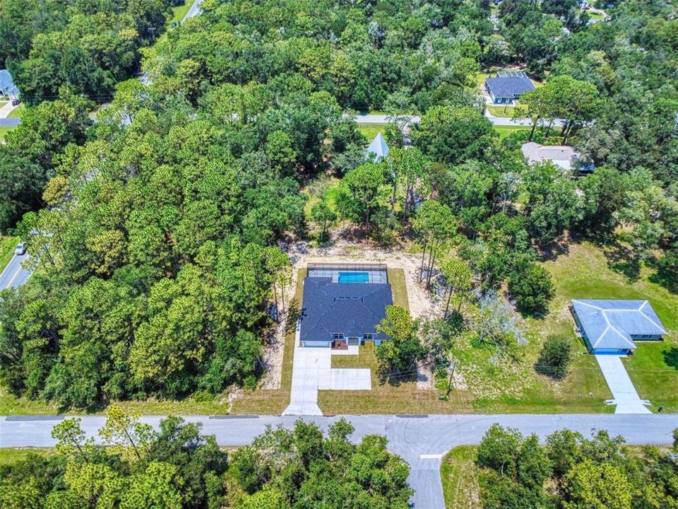 For Sale: $639,900 (5 beds, 3 baths, 2550 Square Feet)