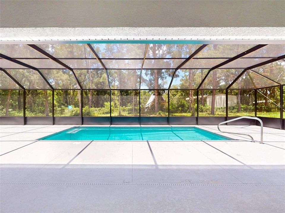 For Sale: $639,900 (5 beds, 3 baths, 2550 Square Feet)