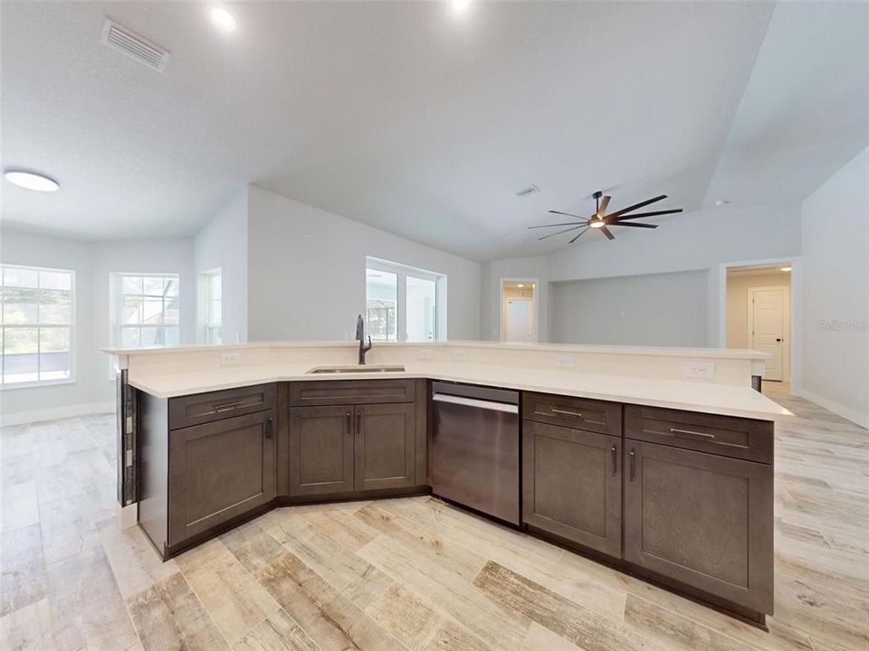 For Sale: $639,900 (5 beds, 3 baths, 2550 Square Feet)