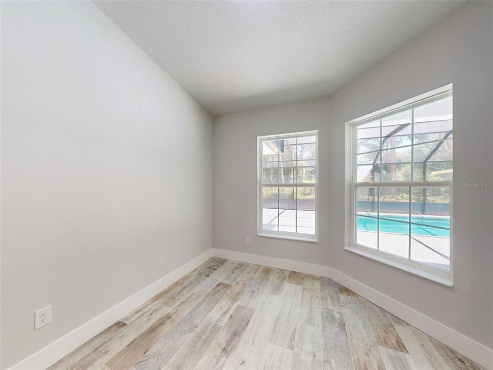 For Sale: $639,900 (5 beds, 3 baths, 2550 Square Feet)