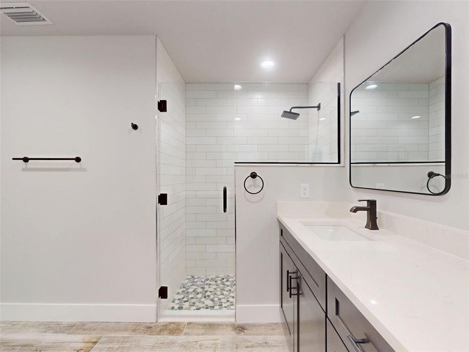 For Sale: $639,900 (5 beds, 3 baths, 2550 Square Feet)