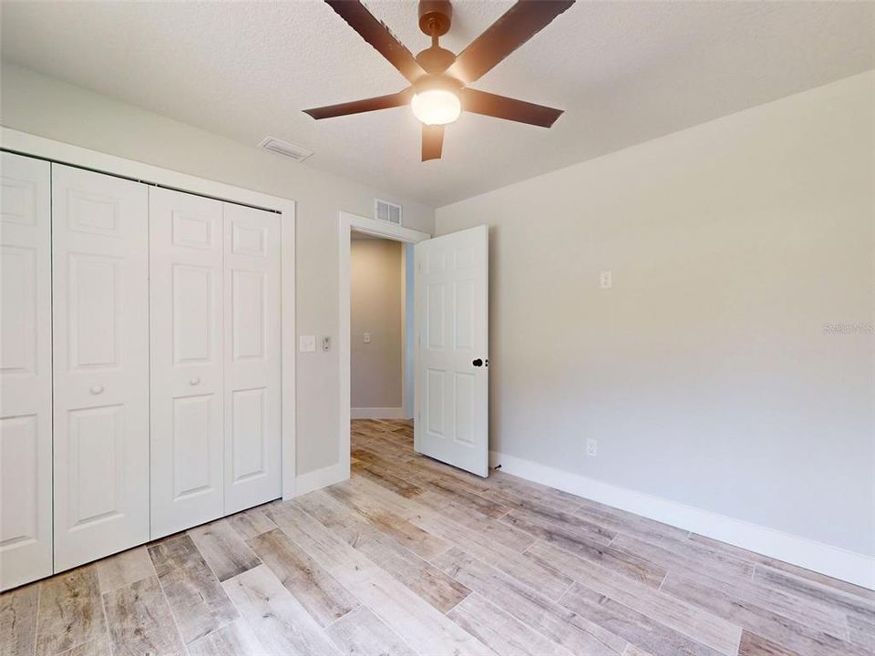 For Sale: $639,900 (5 beds, 3 baths, 2550 Square Feet)