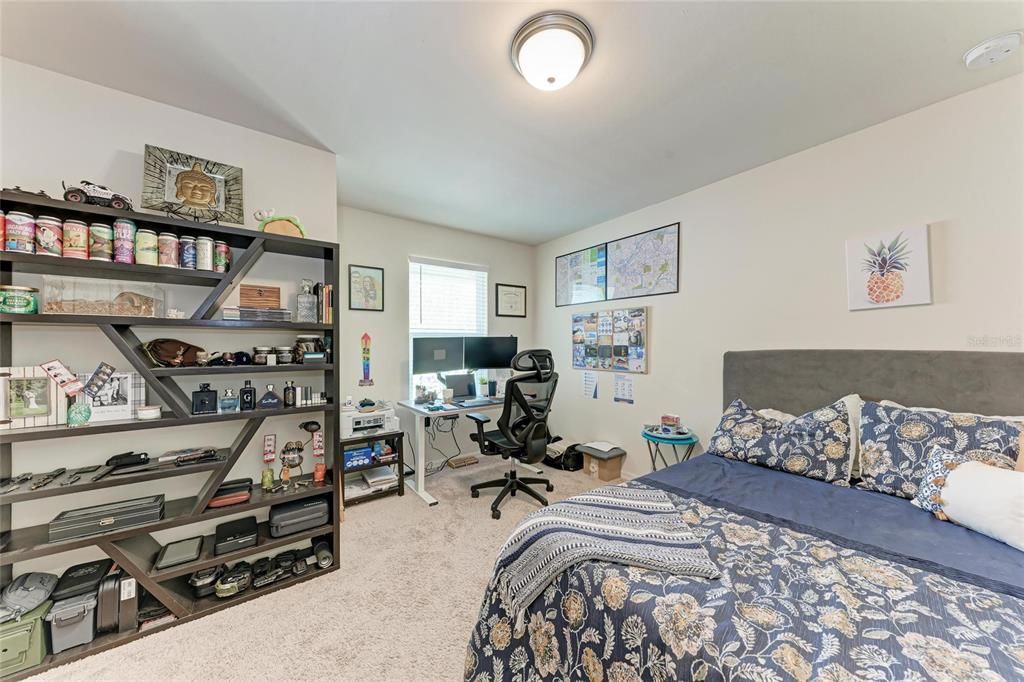 Под контрактом: $449,000 (6 спален, 0 ванн, 2804 Квадратных фут)