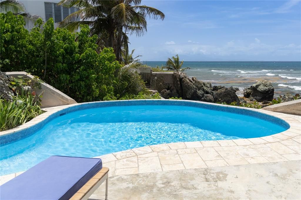 For Sale: $2,500,000 (4 beds, 3 baths, 3500 Square Feet)
