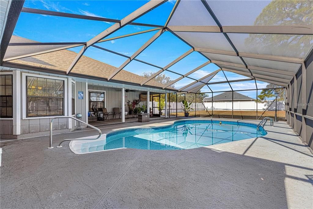 Active With Contract: $480,000 (4 beds, 3 baths, 2546 Square Feet)