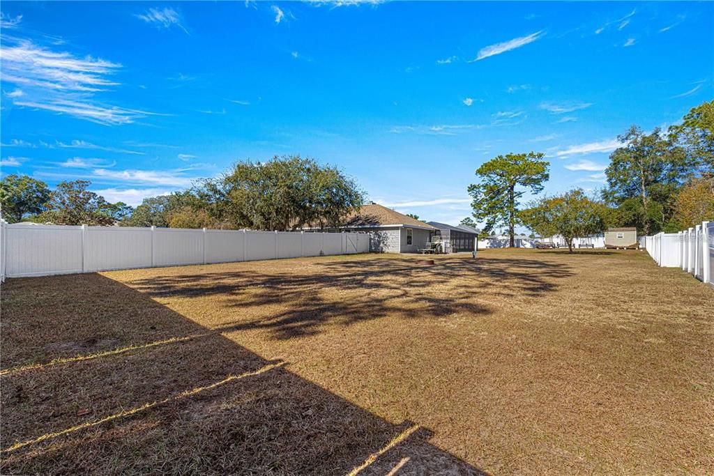 Active With Contract: $480,000 (4 beds, 3 baths, 2546 Square Feet)