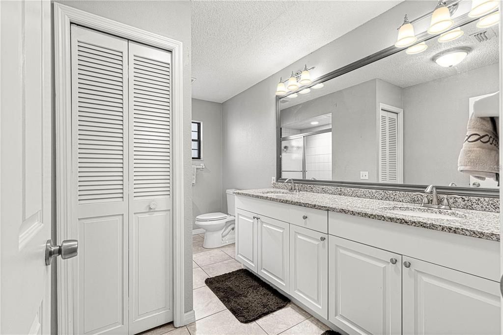 Active With Contract: $480,000 (4 beds, 3 baths, 2546 Square Feet)