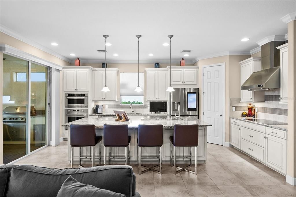 For Sale: $714,500 (3 beds, 3 baths, 2267 Square Feet)