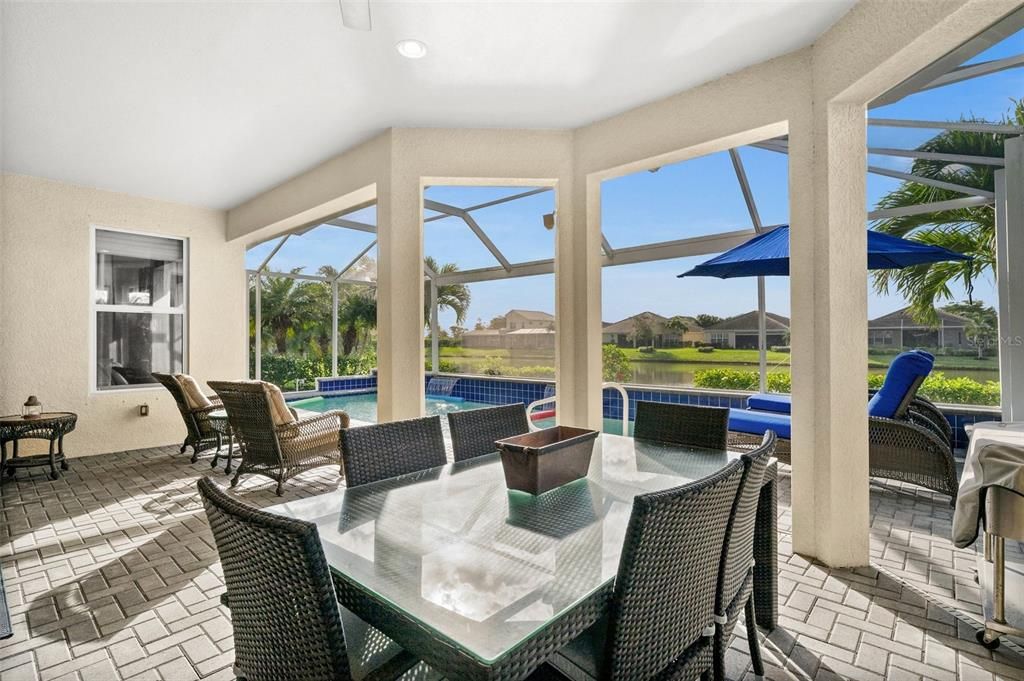 For Sale: $714,500 (3 beds, 3 baths, 2267 Square Feet)