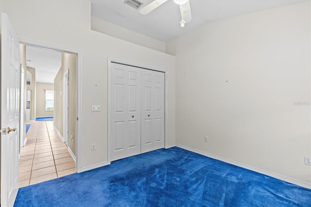 合同活跃: $480,000 (4 贝兹, 2 浴室, 2442 平方英尺)