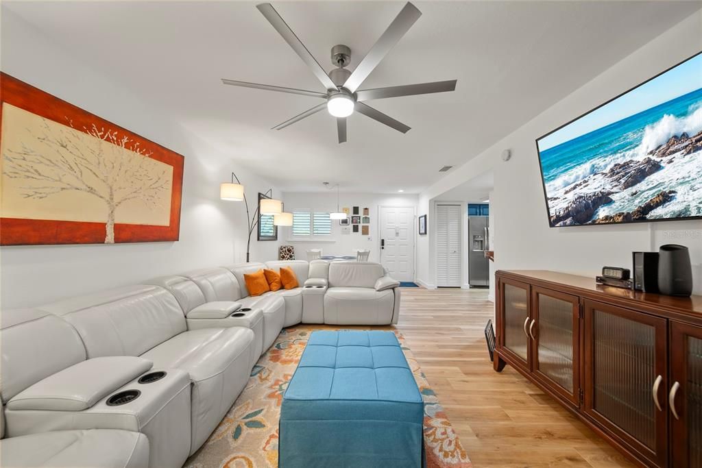 Activo con contrato: $119,999 (1 camas, 1 baños, 802 Pies cuadrados)