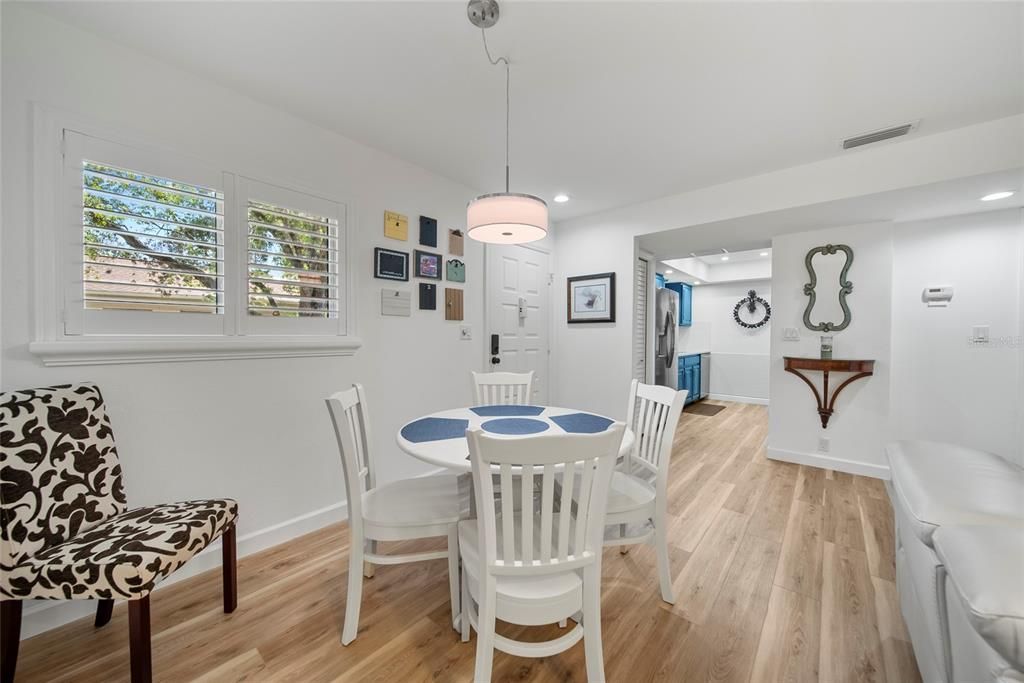 Activo con contrato: $119,999 (1 camas, 1 baños, 802 Pies cuadrados)