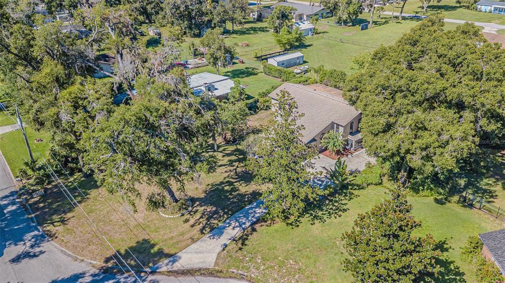 Active With Contract: $494,900 (5 beds, 3 baths, 3719 Square Feet)