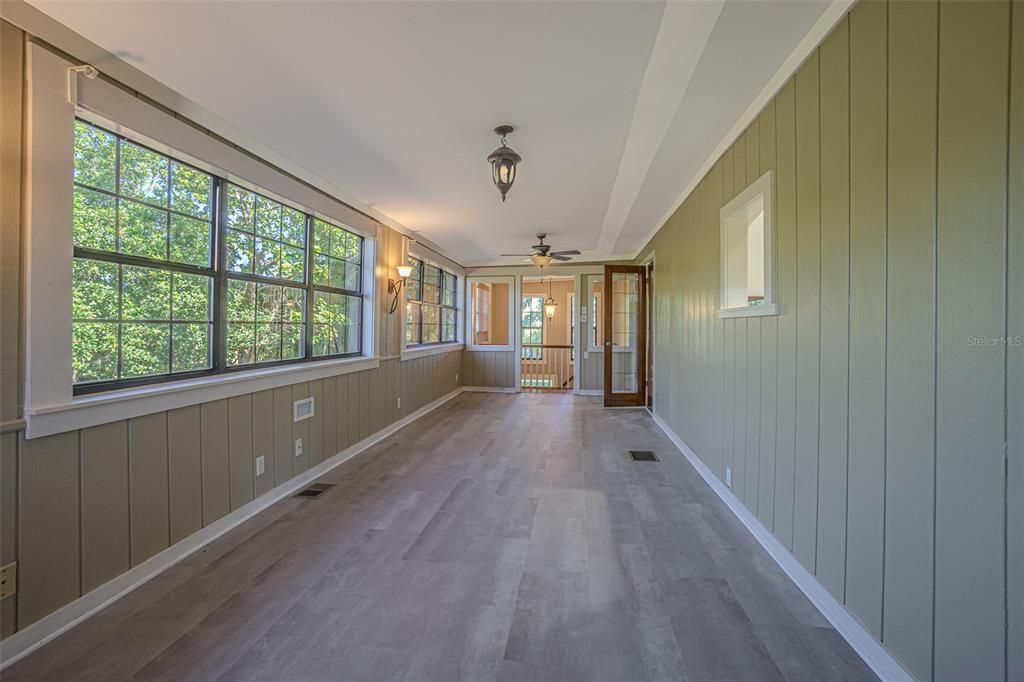 Active With Contract: $494,900 (5 beds, 3 baths, 3719 Square Feet)